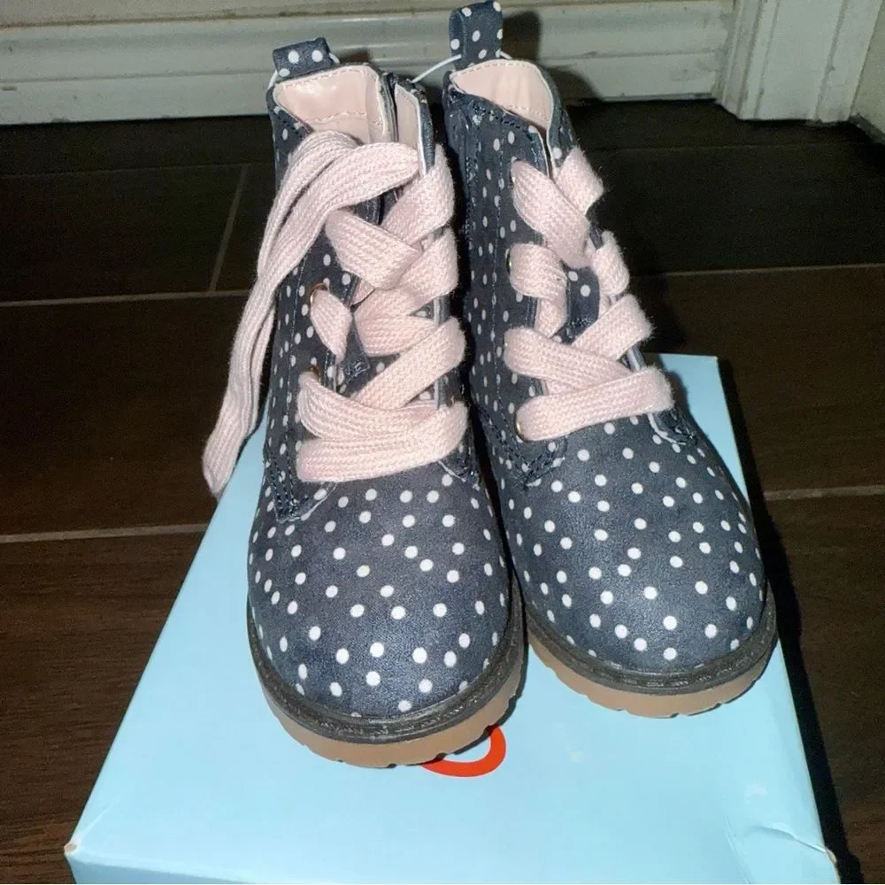 NWT Cat & Jack Giovanna Charcoal Grey & Pink Polka Dot Faux Suede Boots 8